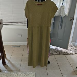 Universal Thread Green Sheath Midi Dress Short Sleeve